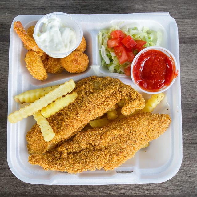 FISH AND SHRIMP BASKET.